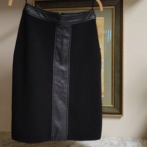 VTG Classiques Entier Merino Lambskin Black Skirt Size S